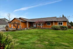 Pre-foreclosure in  131st Ave NE Lake Stevens, WA 98258