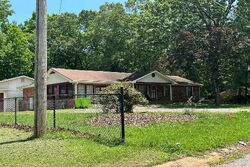 Pre-foreclosure in  Connie Way Winston, GA 30187