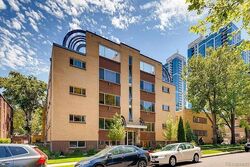 Pre-foreclosure in  N OGDEN ST Denver, CO 80218