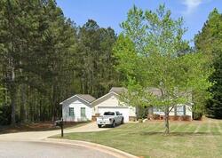 Pre-foreclosure in  Persimmon Place Dr Bethlehem, GA 30620