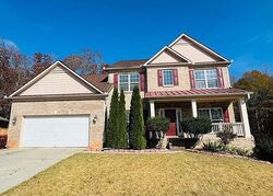 Pre-foreclosure in  Heritage Oaks Cir Dacula, GA 30019