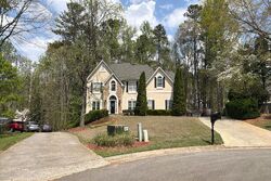 Pre-foreclosure in  Pinshyre Ct Lawrenceville, GA 30043