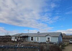 Pre-foreclosure in  Oasis Rd Caldwell, ID 83607