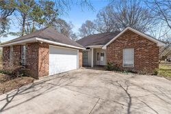 Pre-foreclosure in  Strawberry Ln Hammond, LA 70403