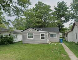 Pre-foreclosure in  W Cherry St Bluffton, IN 46714