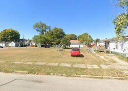 Pre-foreclosure in  N 11th St Vincennes, IN 47591