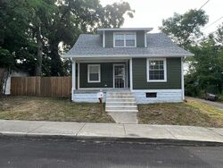 Pre-foreclosure in  BARNES AVE Indianapolis, IN 46208