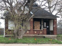Pre-foreclosure in  W 29th St Indianapolis, IN 46208