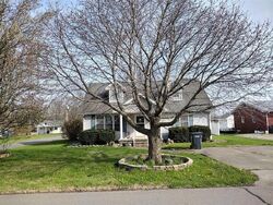  W Owen St, Scottsburg IN