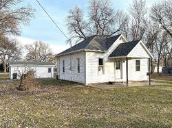Pre-foreclosure in  Grand Ave Emmetsburg, IA 50536