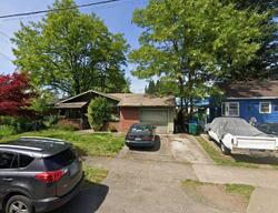 Pre-foreclosure in  SE Alder St Portland, OR 97216