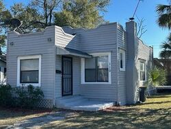 Pre-foreclosure in  E 15th St Jacksonville, FL 32206