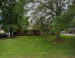 Pre-foreclosure in  Country Club Dr Benton, LA 71006