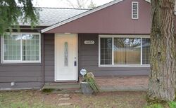 Pre-foreclosure in  C St S Tacoma, WA 98444