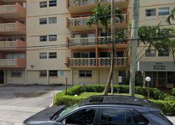Pre-foreclosure in  Ne 25th St  Miami, FL 33137