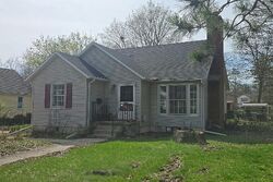 Pre-foreclosure in  S Arnold St Mount Pleasant, MI 48858