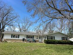 Pre-foreclosure in  S Porter St Centralia, MO 65240