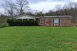Pre-foreclosure in  Dorman Rd Festus, MO 63028