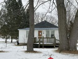 Pre-foreclosure in  Knudsen St Montague, MI 49437