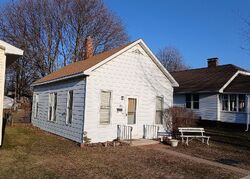  N Robert St, Ludington MI