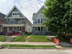 Pre-foreclosure in  N 39th St Milwaukee, WI 53210