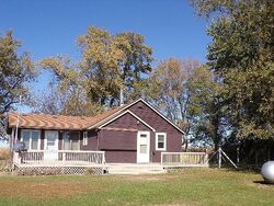 Pre-foreclosure in  100th St Sherburn, MN 56171