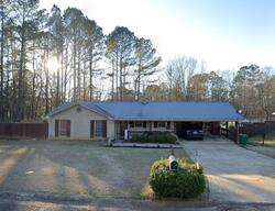  Woodland Dr, Kosciusko MS