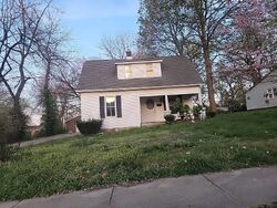 Pre-foreclosure in  S Washington St Farmington, MO 63640