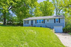 Pre-foreclosure in  N Lister Ave Kansas City, MO 64117