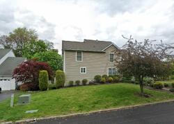  Maple Ave, Garnerville NY