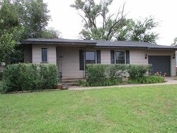  Clark Ave, Comanche OK