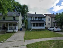 Pre-foreclosure in  Southmoor Dr Toledo, OH 43609