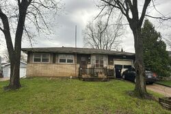 Pre-foreclosure in  Truman Dr Normal, IL 61761