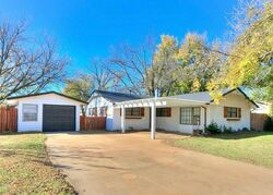  N Madison Ave, Blanchard OK