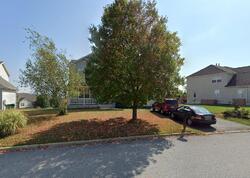 Pre-foreclosure in  E Meadow Wind Ln Newburgh, NY 12550