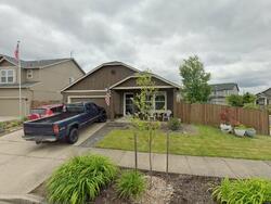Pre-foreclosure in  Adelman Loop Eugene, OR 97402