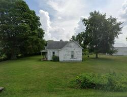 Pre-foreclosure in  S 1100 W Parker City, IN 47368