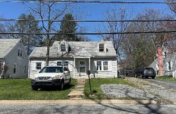  W Clearview Ave, State College PA