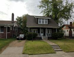 Pre-foreclosure in  N 42nd St East Saint Louis, IL 62204