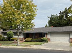 Pre-foreclosure in  Floyd Ave Modesto, CA 95350