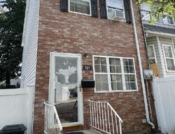 Pre-foreclosure in  Glen Ave Staten Island, NY 10301