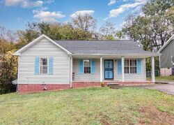 Pre-foreclosure in  Treeland Dr Clarksville, TN 37040