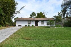 Pre-foreclosure in  Sw Escobar Ln Port Saint Lucie, FL 34953