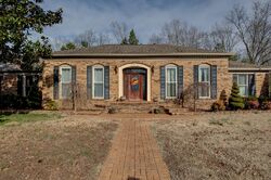  Timber Dr, Dover TN