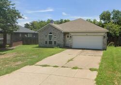 Pre-foreclosure in  Park Creek Ct Fort Worth, TX 76137