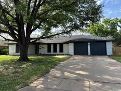 Pre-foreclosure in  Whistler Dr Fort Worth, TX 76133