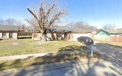 Pre-foreclosure in  Barrington Pl Arlington, TX 76014