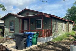 Pre-foreclosure in  Marbauch Ave San Antonio, TX 78237