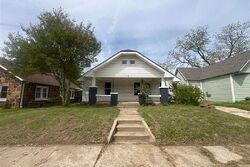  E Hull St, Denison TX