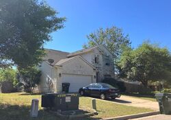 Pre-foreclosure in  Little Deer Trl Georgetown, TX 78628